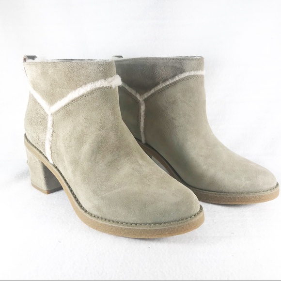 UGG Shoes - NEW Ugg Women's Ankle Boot Kasen II Taupe Size 9
